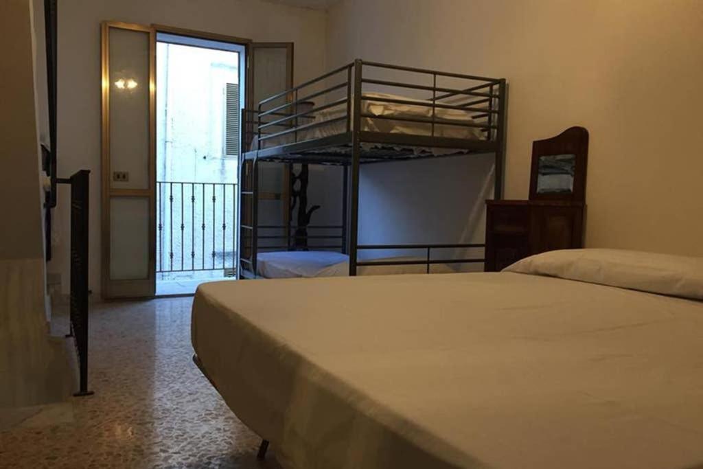 Historic Apartment In Centre Of City 100M To Sea Monopoli Exterior foto