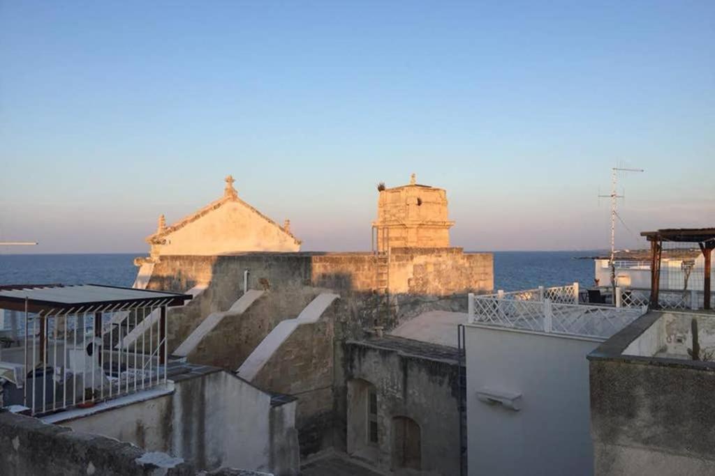Historic Apartment In Centre Of City 100M To Sea Monopoli Exterior foto